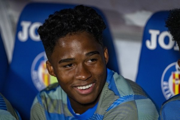 Enderrick đi vay tiền, cha anh: Palmeiras phải đưa ra lời đề nghị và đưa ra kế hoạch