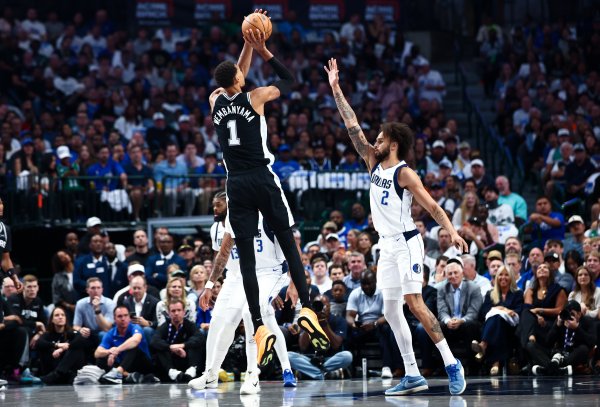 40 điểm và 15 bảng! Tuyên bố Bunyama: Có Chúa mới biết tôi đã luyện tập chăm chỉ như thế nào trong m