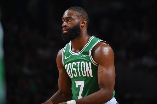 Jaylen Brown: Phong cách nhịp độ nhanh rất phù hợp với phong cách của tôi. Tôi có thể tìm thấy nhịp 