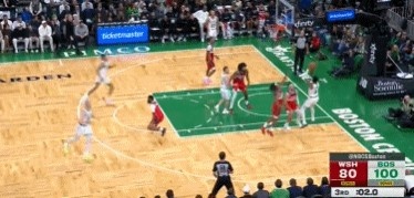 Độ khó cao! Anfernee Simons thực hiện một cú nhảy lùi khó khăn vào còi