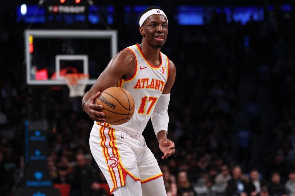 Okongwu ghi được 30 + 10 rebound + 2 block + 2 cướp + 8 ba điểm trong một trận đấu. Trước đây chỉ có