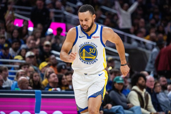 Curry: Tôi biết mình sẽ cầm hòa Jordan hơn 40 trận sau khi bước sang tuổi 30. Tôi thậm chí còn làm n