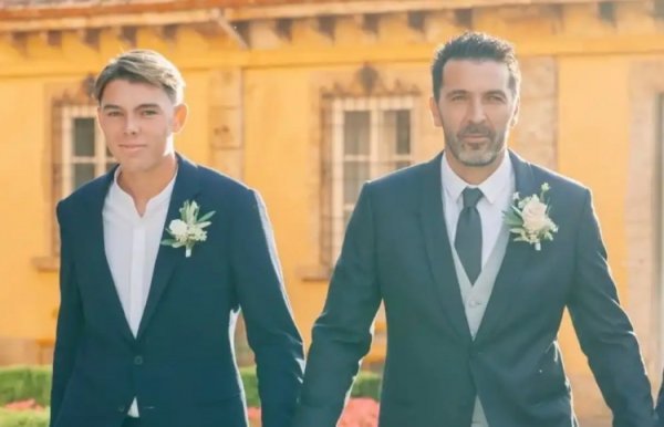 Bình luận viên: Con trai Buffon chọn khoác áo CH Séc vì điều đó tốt hơn cho sự phát triển sự nghiệp